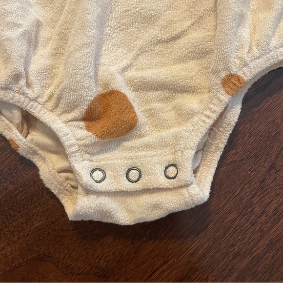 Phil & Phae Romper Onesie Bubble Terry Cloth Dots Size 18 months - Picture 4 of 7